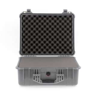 Peli Case 1550 mit Schaum, silber